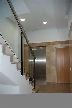 דירה Central