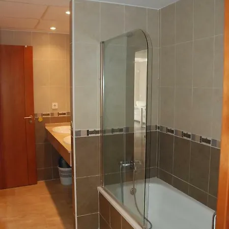 Central Apartment *